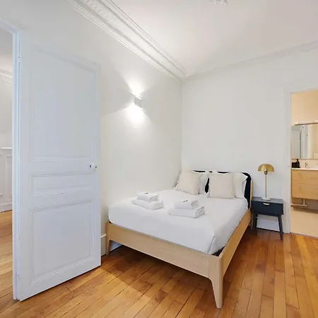 Apartment Superb Appt - 17th Ard - Mobility Lease *