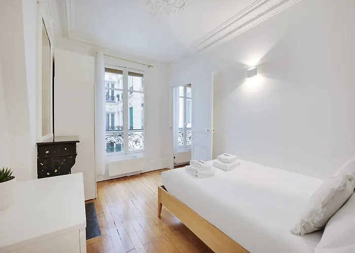 Apartment Superb Appt - 17th Ard - Mobility Lease