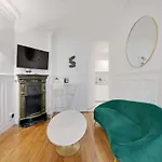 Apartment Superb Appt - 17th Ard - Mobility Lease *